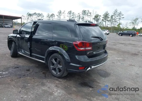 2019 Dodge Journey Crossroad Awd z USA, uszkodzony, nr VIN 3C4PDDGG0KT858510
